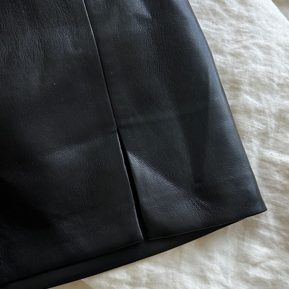 Wilfred Black Leather Tatiana Pencil Skirt - Picture 3 of 6